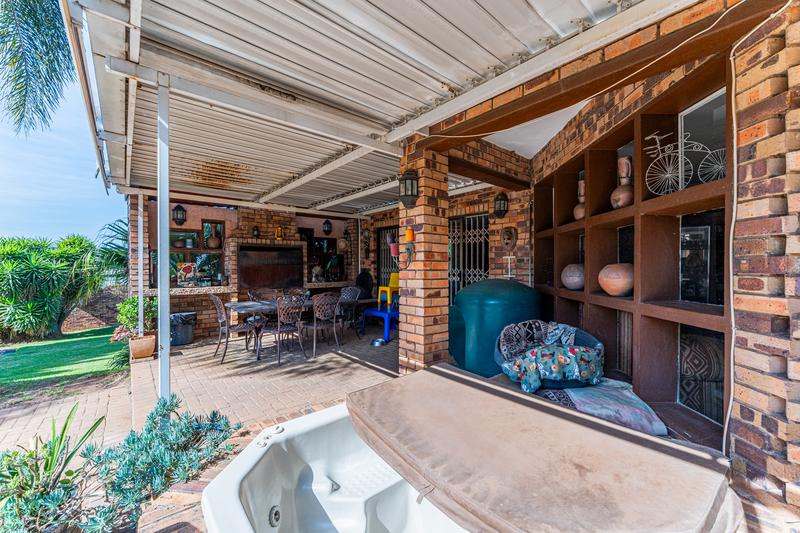 4 Bedroom Property for Sale in Northcliff Gauteng
