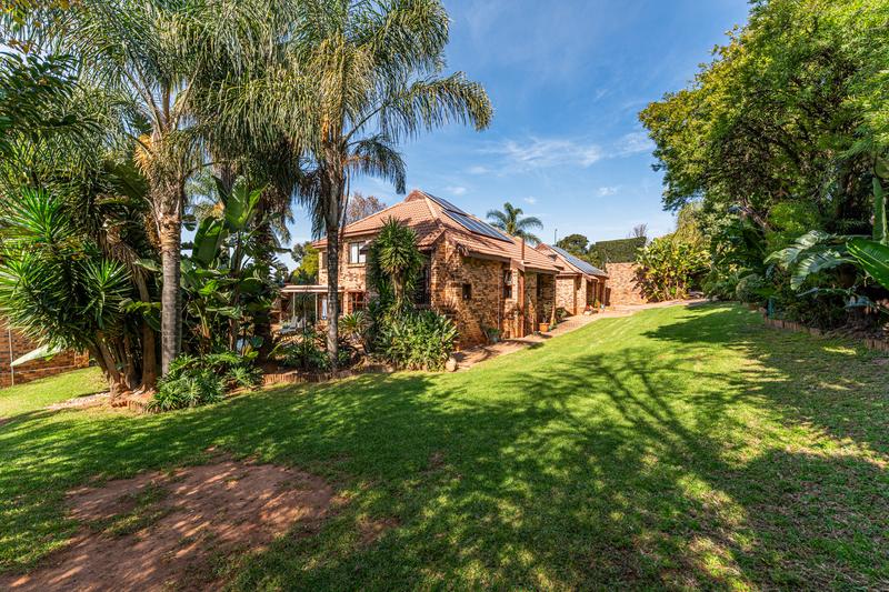 4 Bedroom Property for Sale in Northcliff Gauteng
