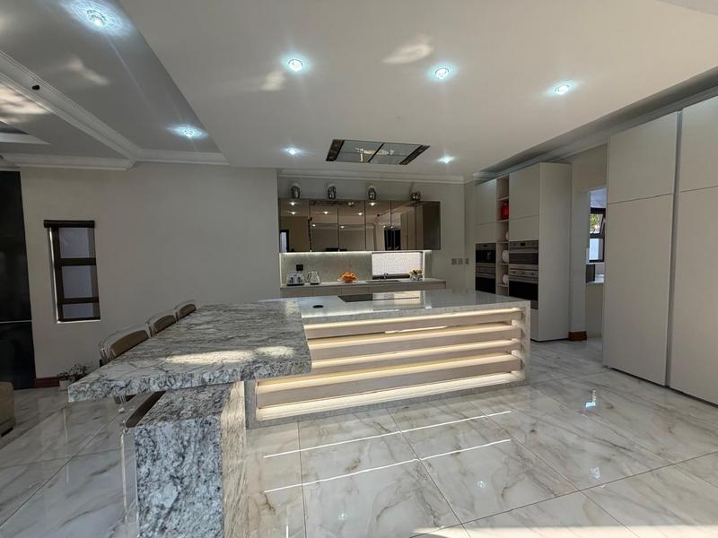 5 Bedroom Property for Sale in Blue Valley Golf Estate Gauteng