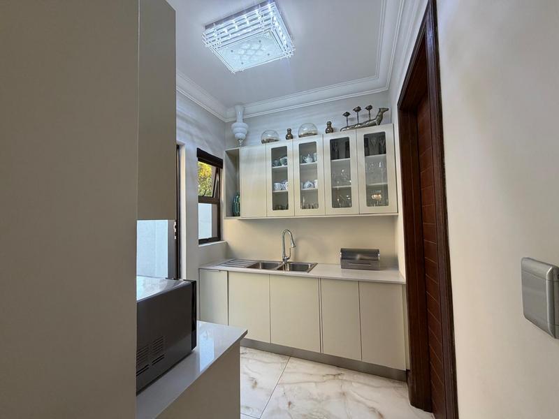 5 Bedroom Property for Sale in Blue Valley Golf Estate Gauteng