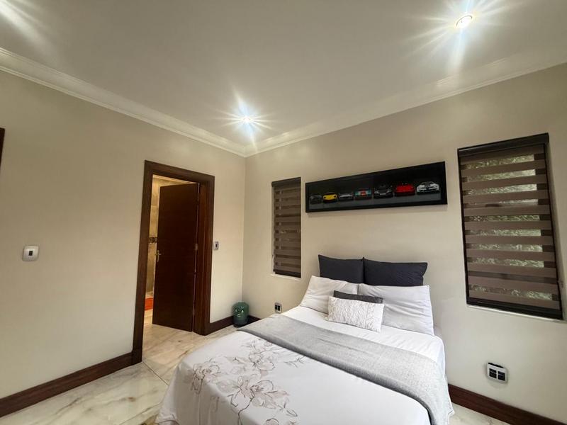 5 Bedroom Property for Sale in Blue Valley Golf Estate Gauteng