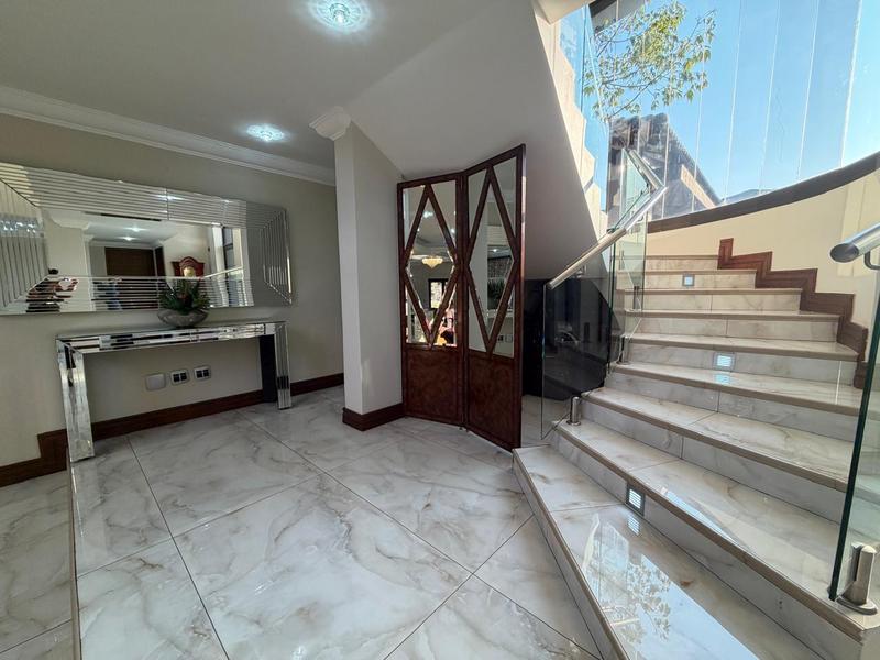 5 Bedroom Property for Sale in Blue Valley Golf Estate Gauteng