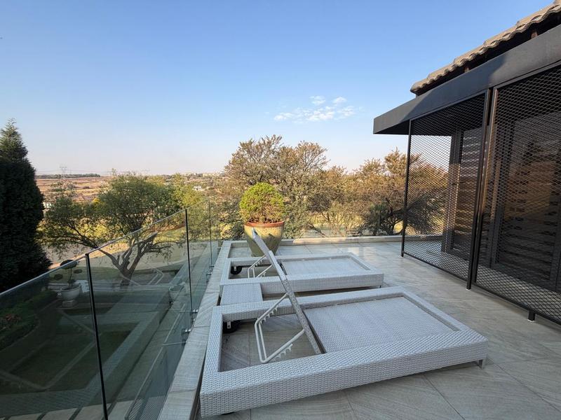 5 Bedroom Property for Sale in Blue Valley Golf Estate Gauteng