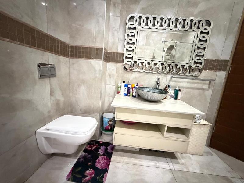 5 Bedroom Property for Sale in Blue Valley Golf Estate Gauteng