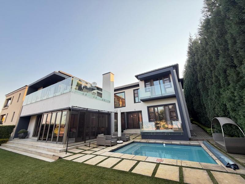 5 Bedroom Property for Sale in Blue Valley Golf Estate Gauteng