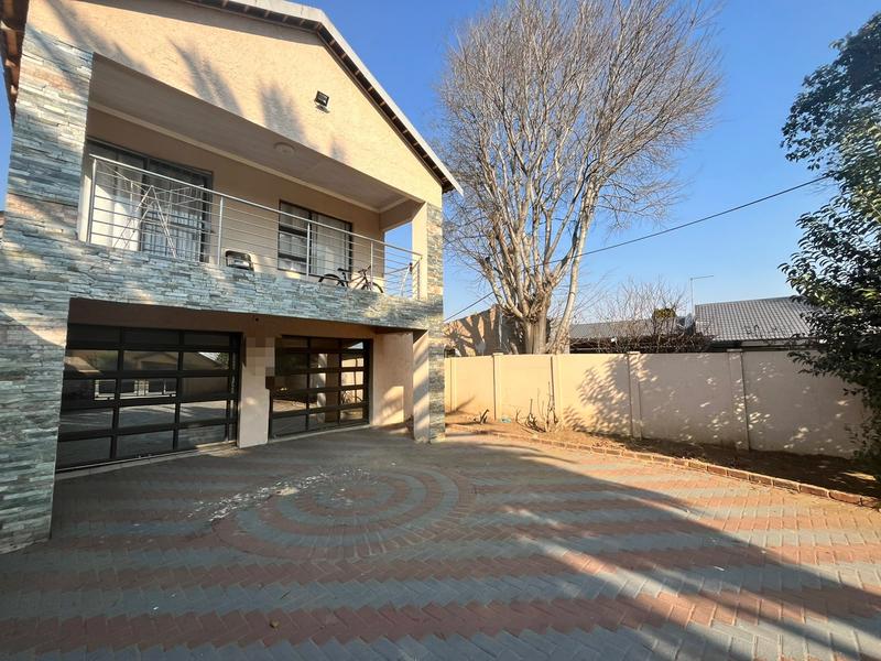 8 Bedroom Property for Sale in Dalpark Gauteng