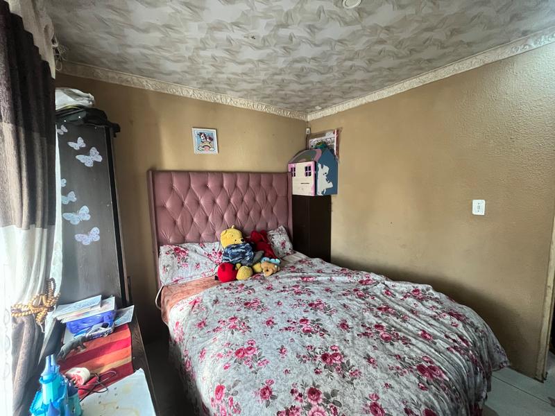 8 Bedroom Property for Sale in Dalpark Gauteng