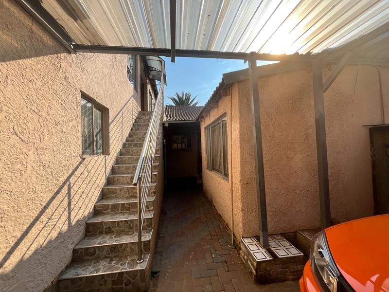 8 Bedroom Property for Sale in Dalpark Gauteng