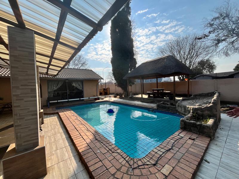 8 Bedroom Property for Sale in Dalpark Gauteng