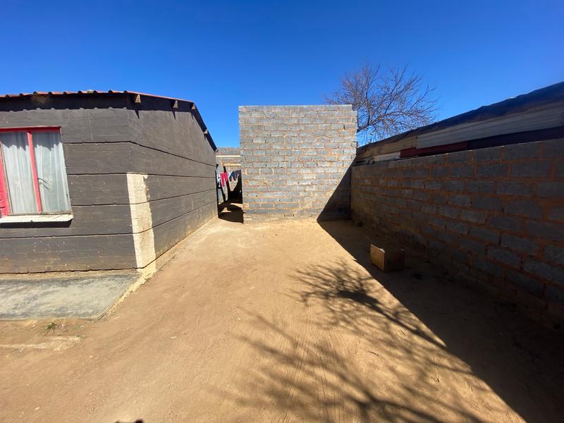 2 Bedroom Property for Sale in Katlehong South Gauteng