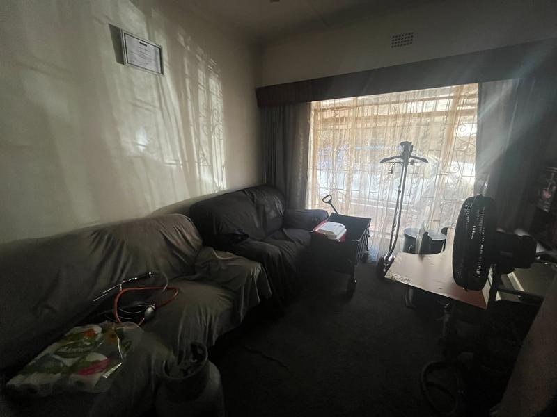 5 Bedroom Property for Sale in Birchleigh Gauteng