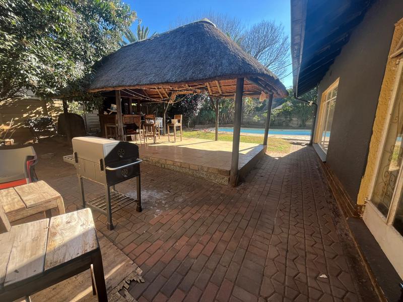 5 Bedroom Property for Sale in Birchleigh Gauteng