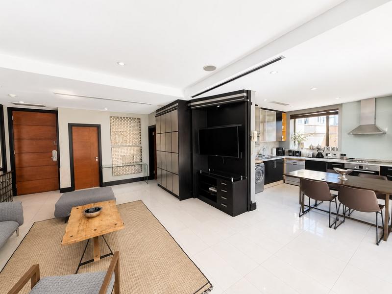 1 Bedroom Property for Sale in Sandton Central Gauteng