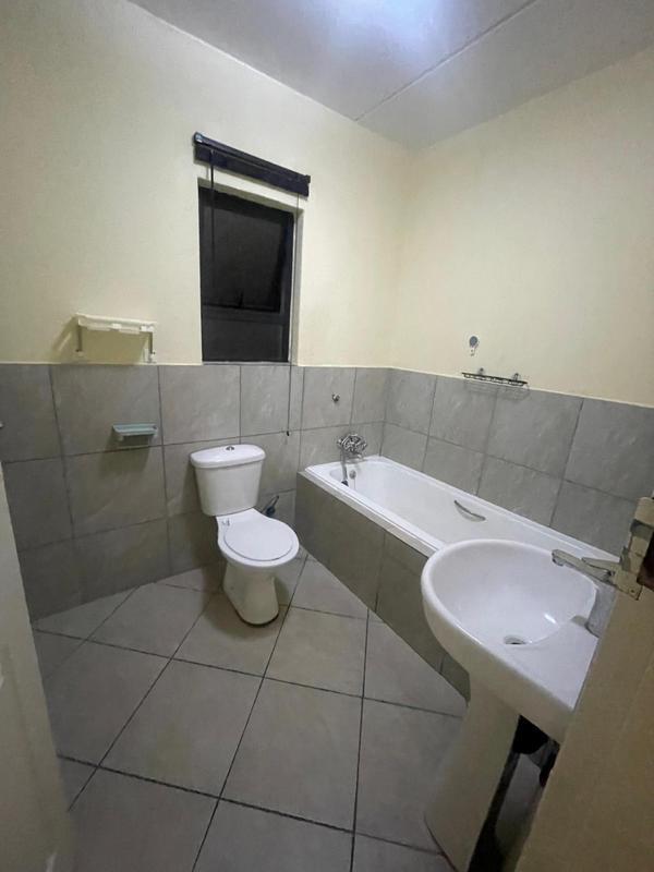 To Let 2 Bedroom Property for Rent in Witpoortjie Gauteng