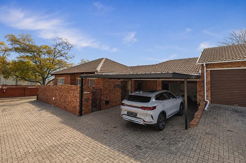 To Let 2 Bedroom Property for Rent in Honeydew Ridge Gauteng