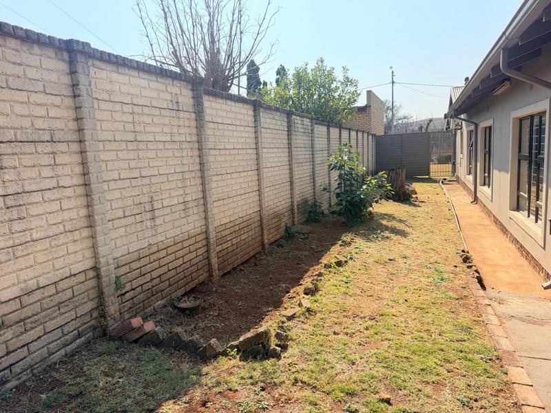 3 Bedroom Property for Sale in Erasmia Gauteng