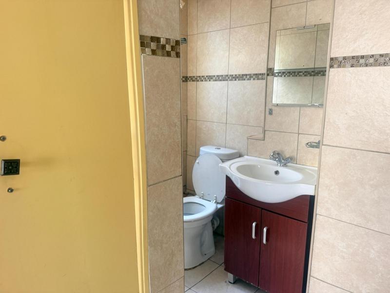 6 Bedroom Property for Sale in Laudium Gauteng