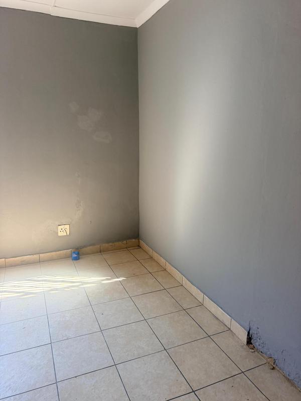 6 Bedroom Property for Sale in Laudium Gauteng