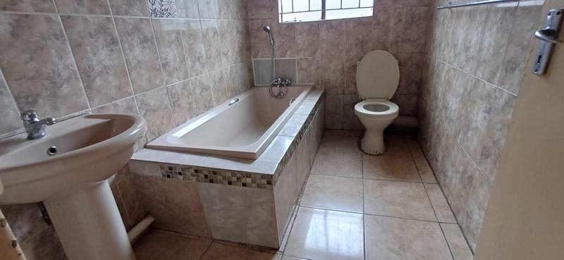 3 Bedroom Property for Sale in Birch Acres Gauteng