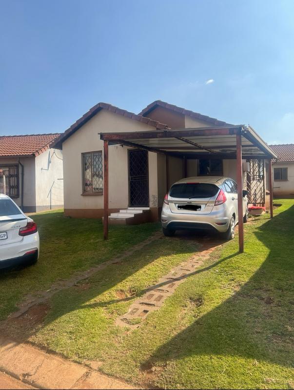 3 Bedroom Property for Sale in Clayville Gauteng