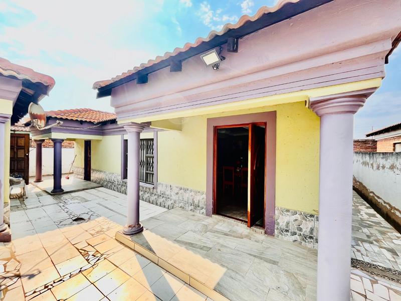 4 Bedroom Property for Sale in Nellmapius Gauteng