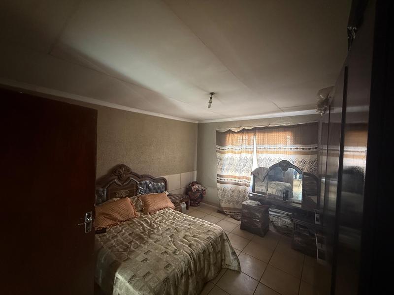 2 Bedroom Property for Sale in Tembisa Central Gauteng