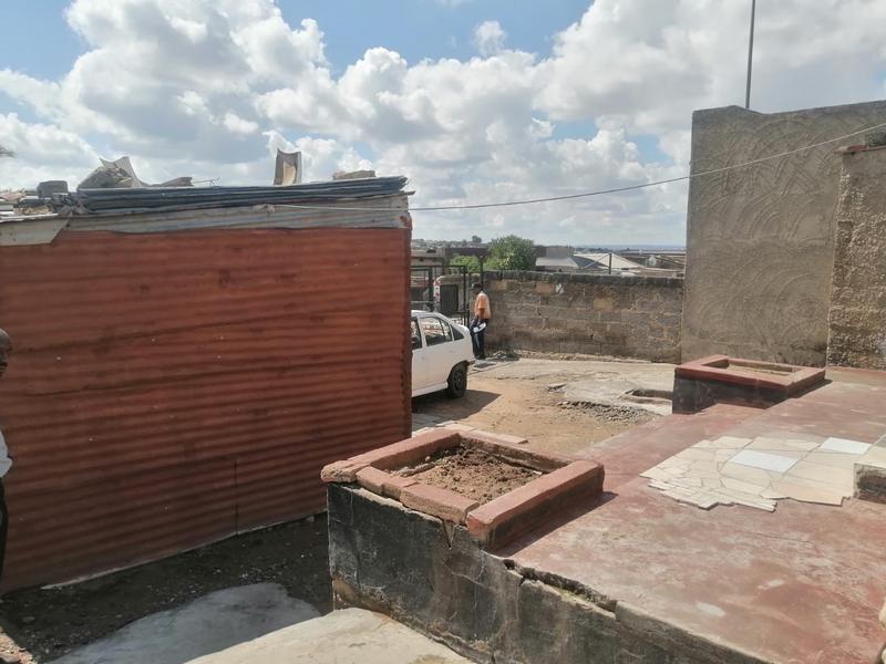 2 Bedroom Property for Sale in Tembisa Central Gauteng