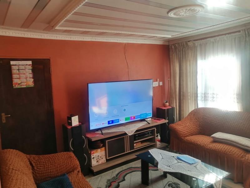 5 Bedroom Property for Sale in Tembisa Central Gauteng