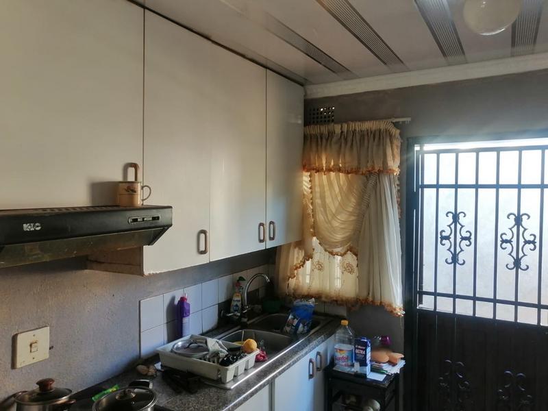 5 Bedroom Property for Sale in Tembisa Central Gauteng