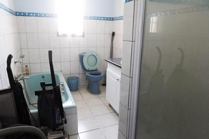 9 Bedroom Property for Sale in Sydenham Gauteng