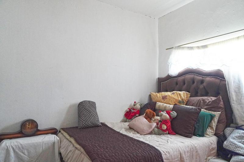 9 Bedroom Property for Sale in Sydenham Gauteng