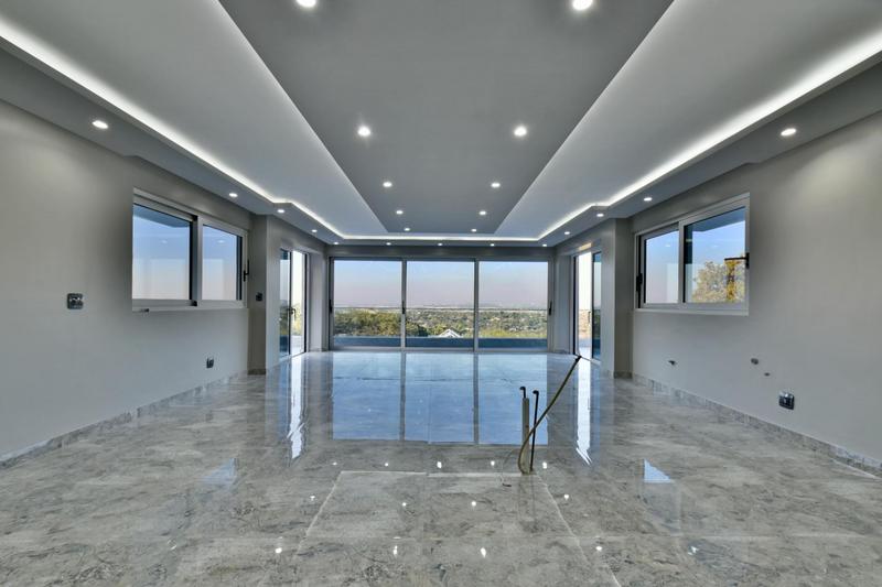 6 Bedroom Property for Sale in Featherbrooke Estate Gauteng