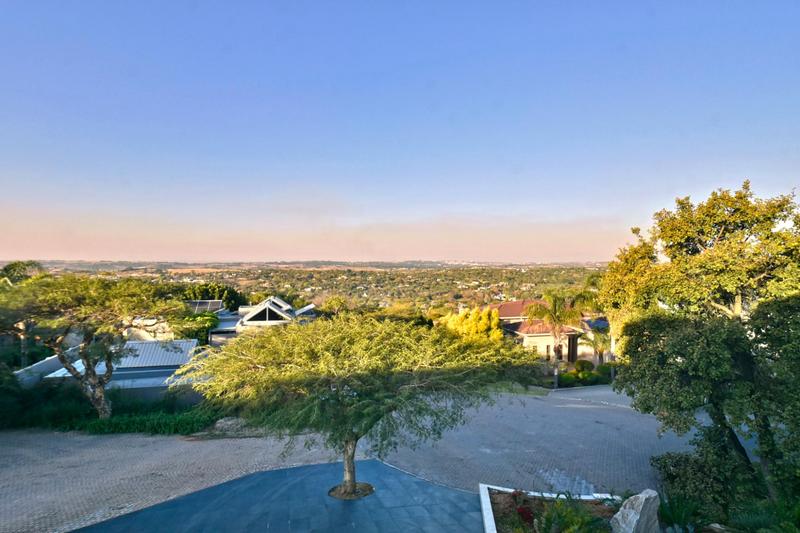 6 Bedroom Property for Sale in Featherbrooke Estate Gauteng