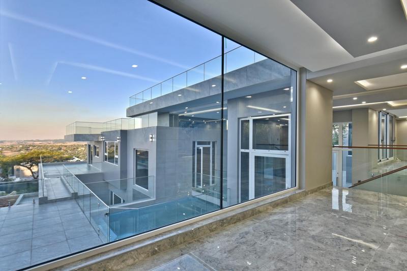 6 Bedroom Property for Sale in Featherbrooke Estate Gauteng