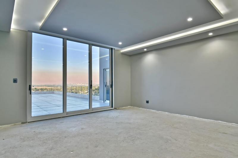 6 Bedroom Property for Sale in Featherbrooke Estate Gauteng