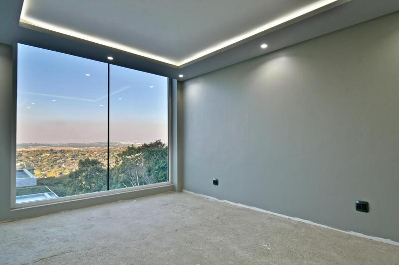 6 Bedroom Property for Sale in Featherbrooke Estate Gauteng