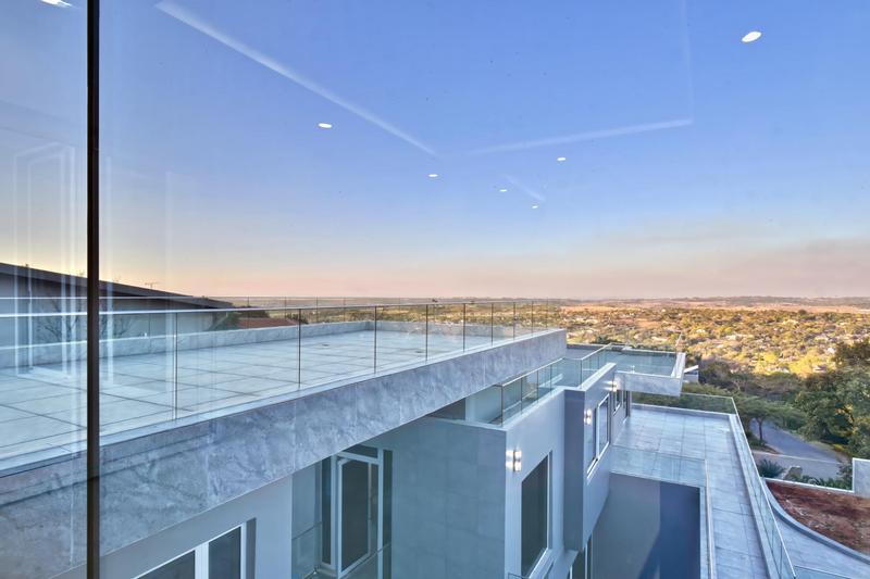 6 Bedroom Property for Sale in Featherbrooke Estate Gauteng