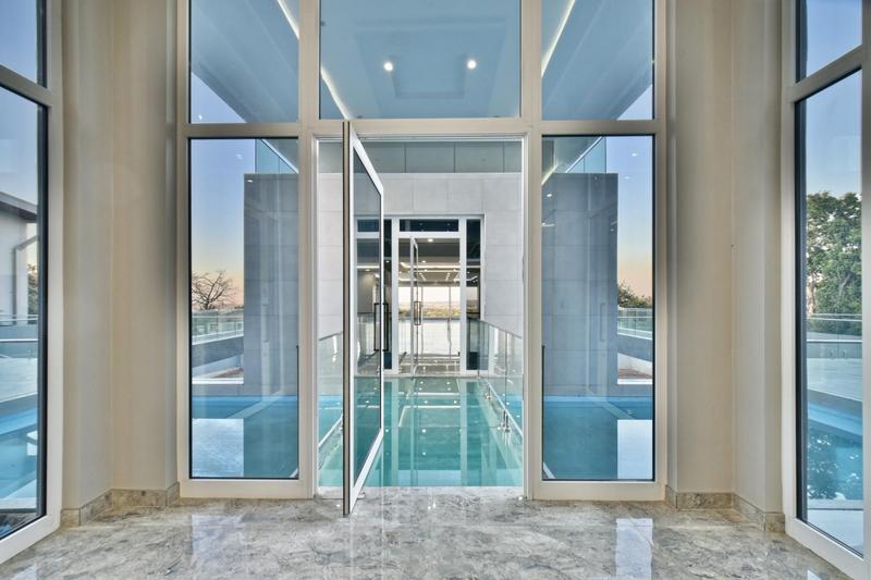 6 Bedroom Property for Sale in Featherbrooke Estate Gauteng