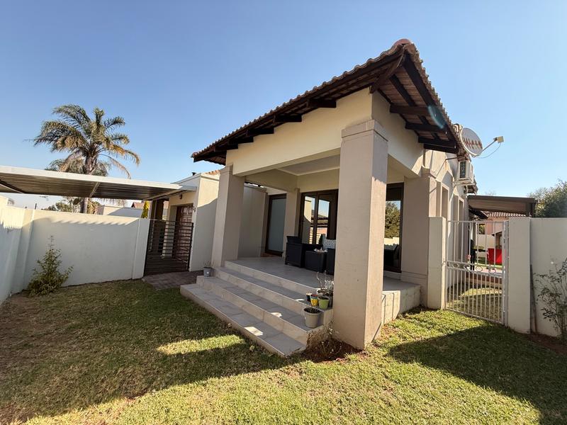 2 Bedroom Property for Sale in Kyalami Gauteng