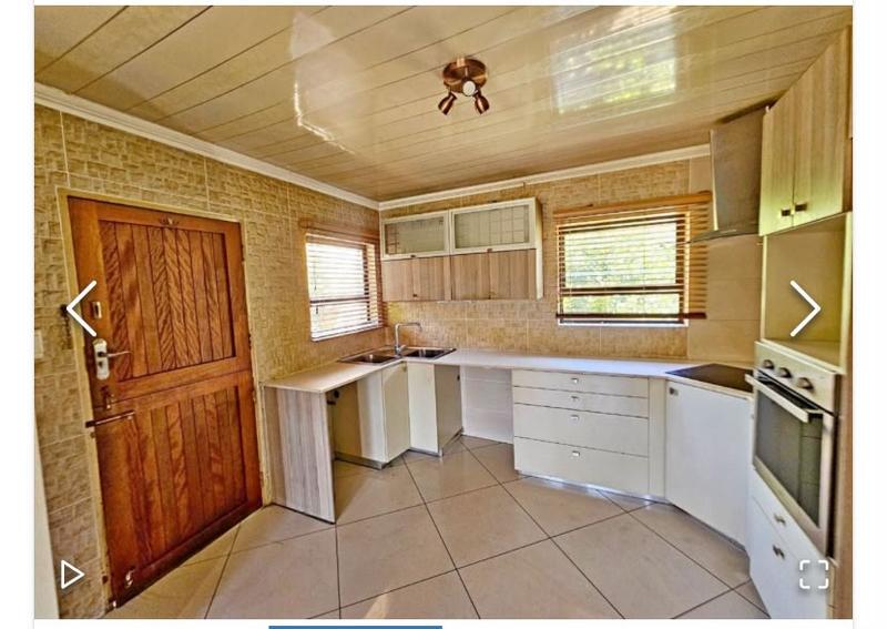 3 Bedroom Property for Sale in Rhodesfield Gauteng