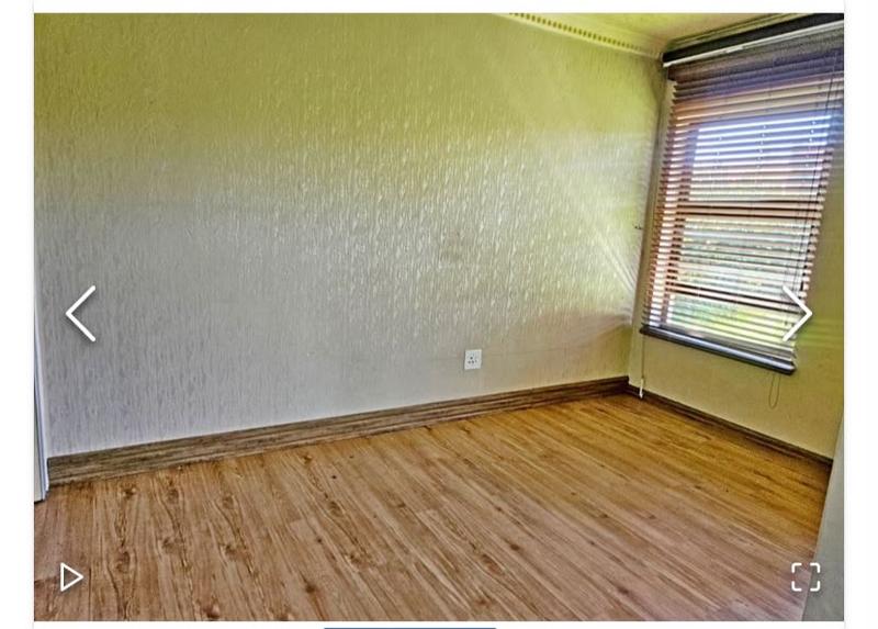 3 Bedroom Property for Sale in Rhodesfield Gauteng