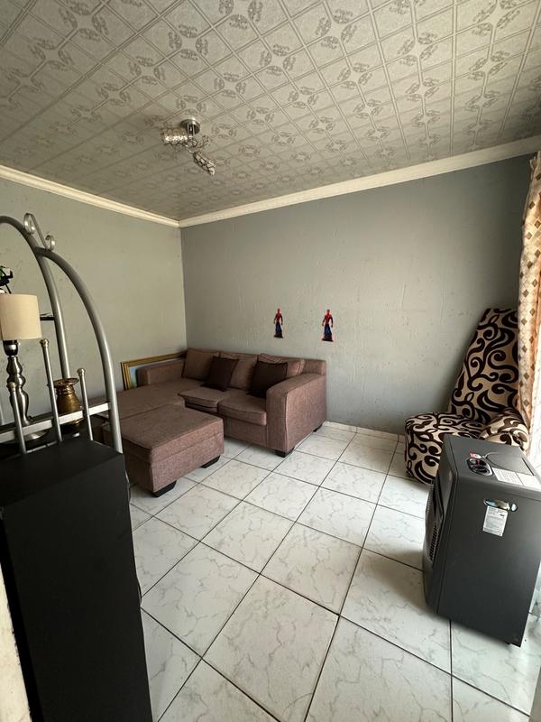 3 Bedroom Property for Sale in Selcourt Gauteng