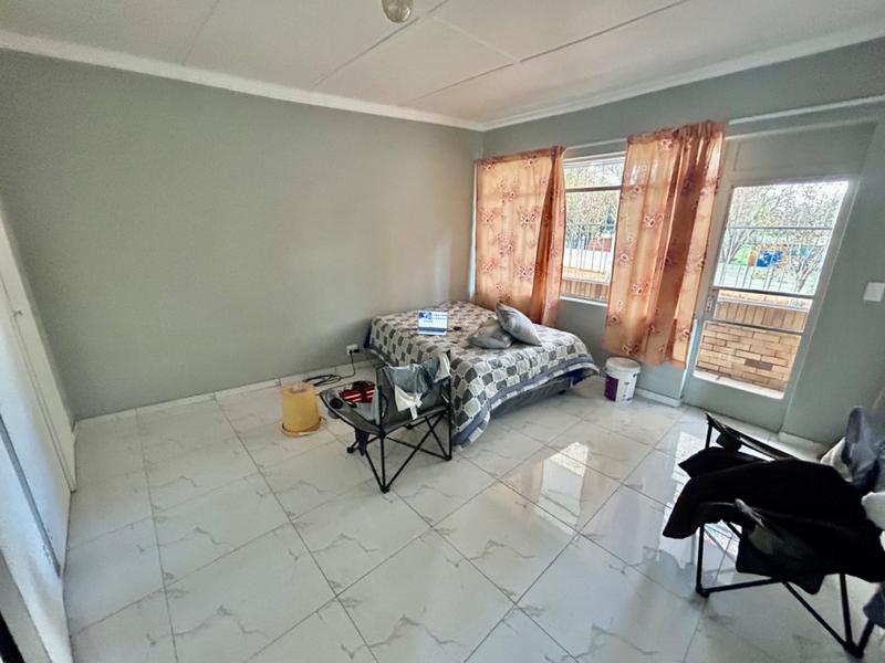3 Bedroom Property for Sale in Vanderbijlpark Cw 6 Gauteng