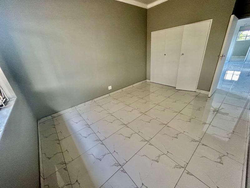 3 Bedroom Property for Sale in Vanderbijlpark Cw 6 Gauteng