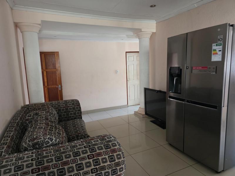 4 Bedroom Property for Sale in Dawn Park Gauteng