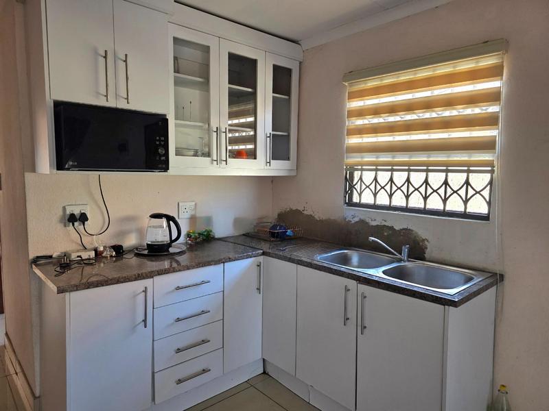 4 Bedroom Property for Sale in Dawn Park Gauteng