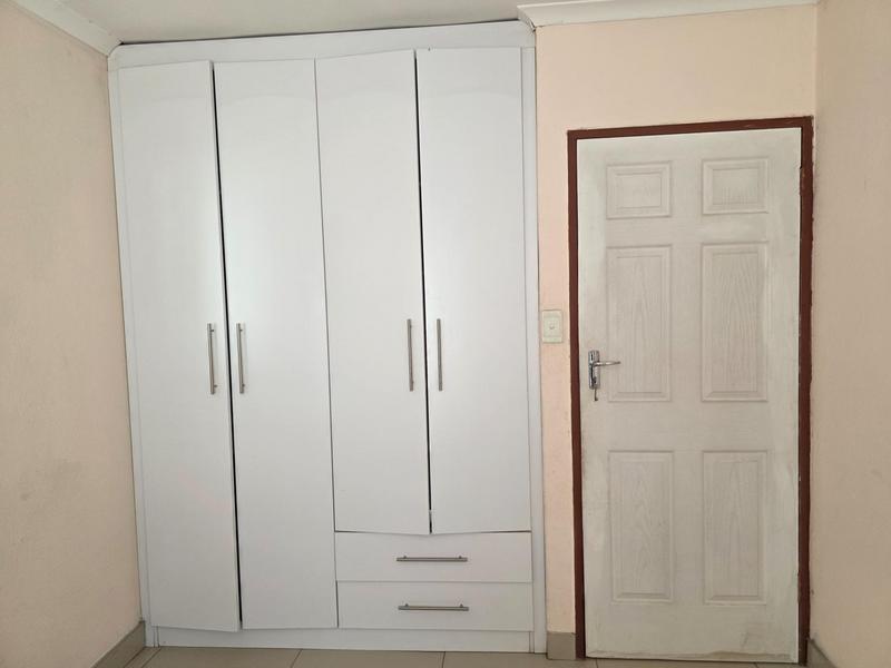 4 Bedroom Property for Sale in Dawn Park Gauteng