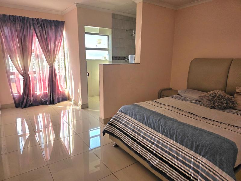 4 Bedroom Property for Sale in Dawn Park Gauteng
