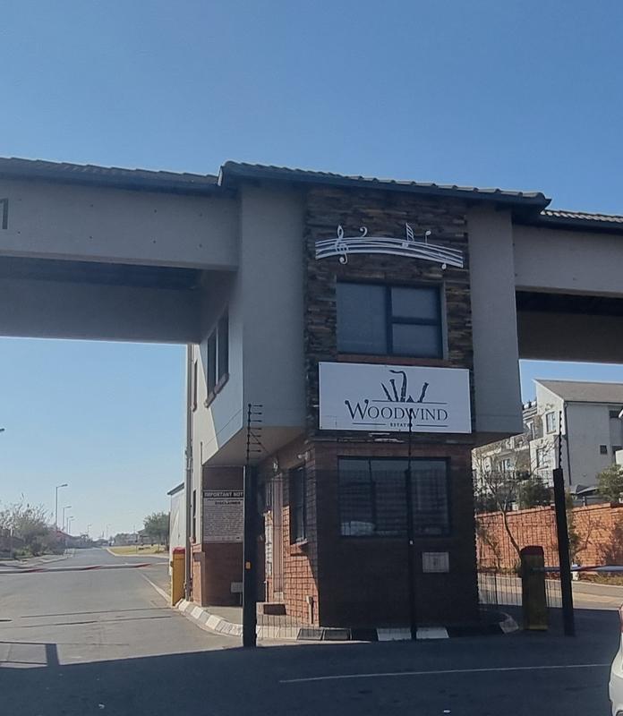 2 Bedroom Property for Sale in The Reeds Gauteng