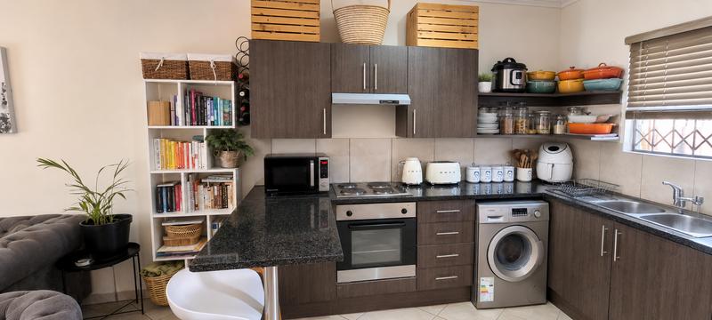 2 Bedroom Property for Sale in The Reeds Gauteng